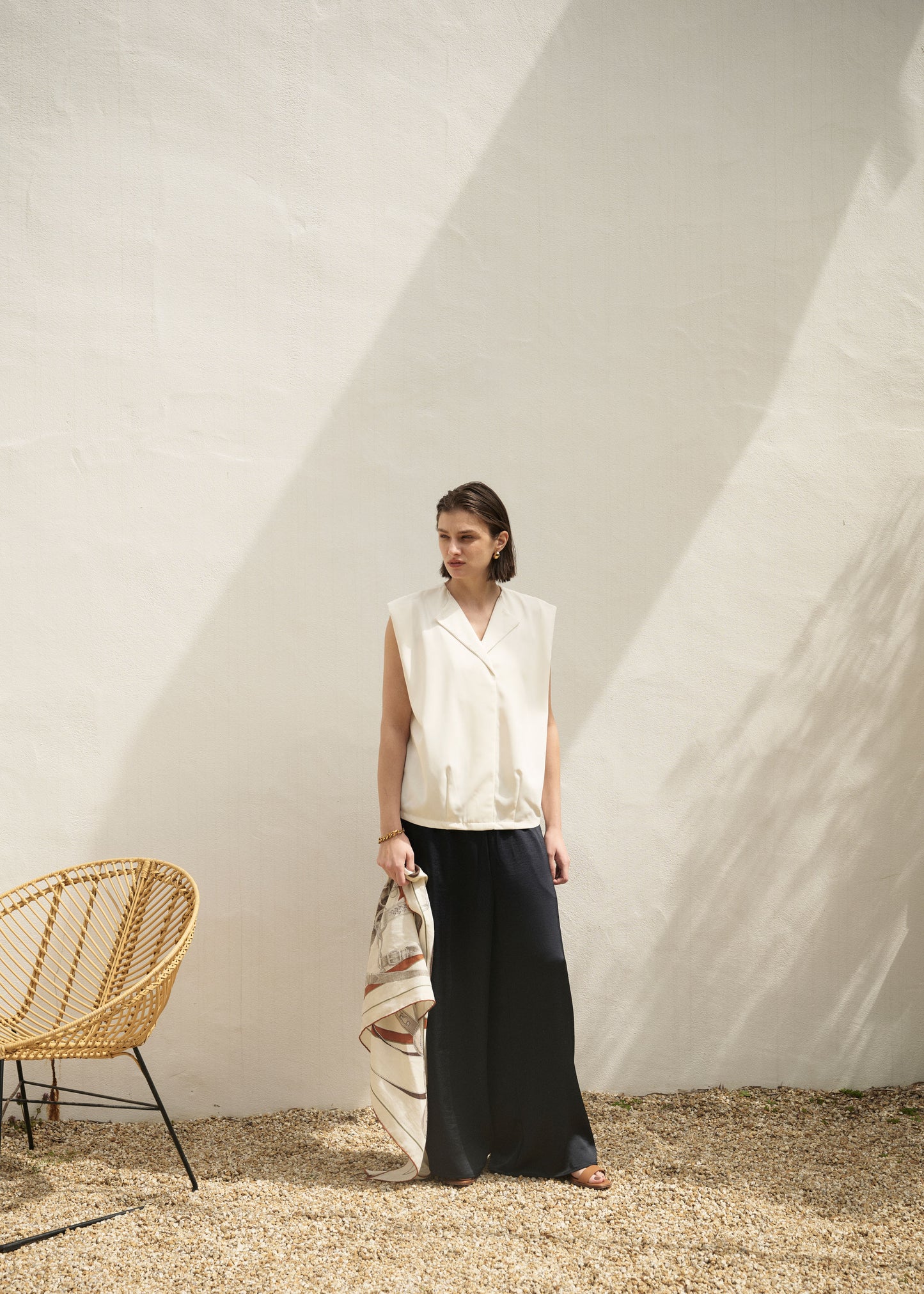 2way Collar Sleeveless Blouse
