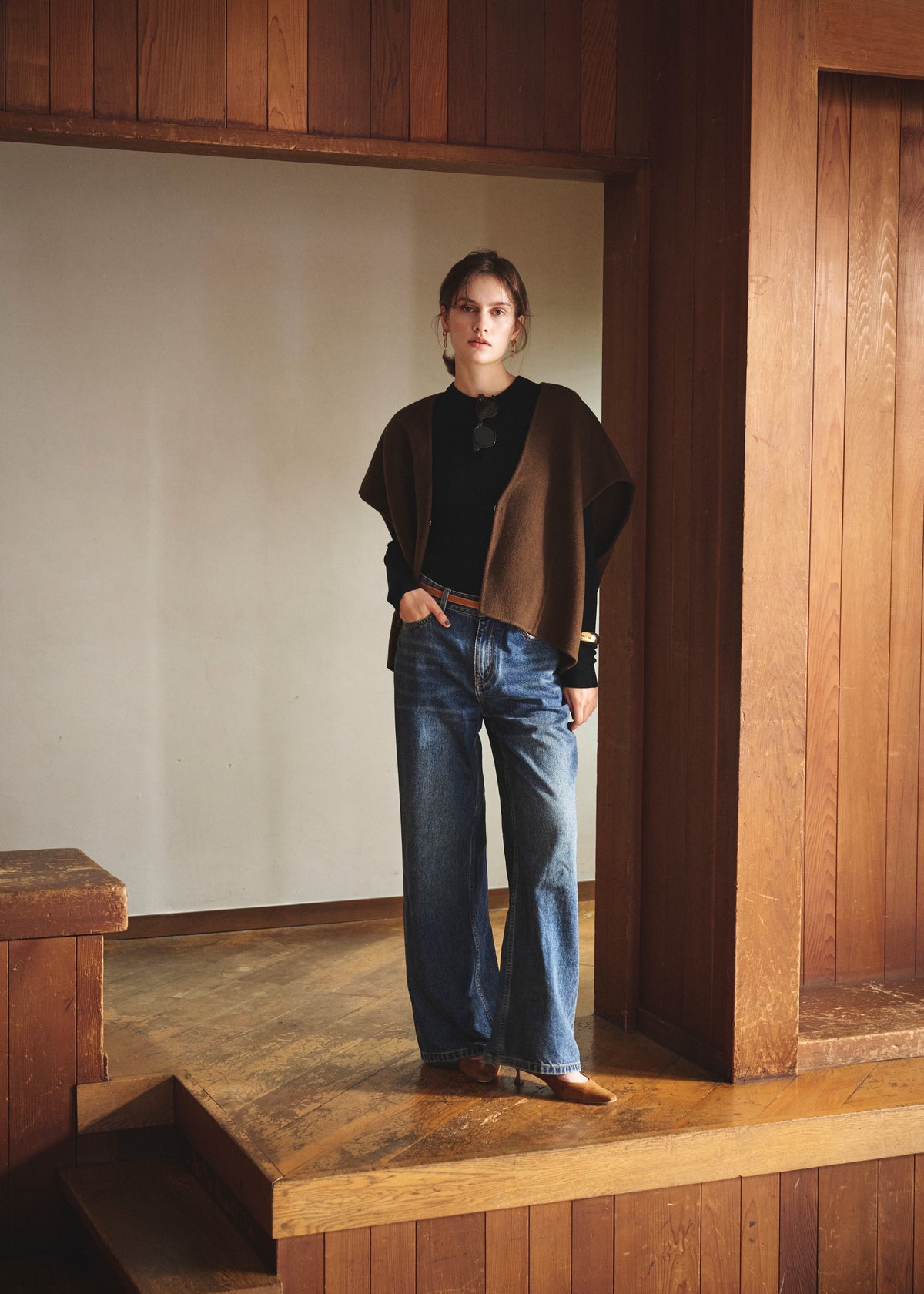 Back Tuck Wool Vest