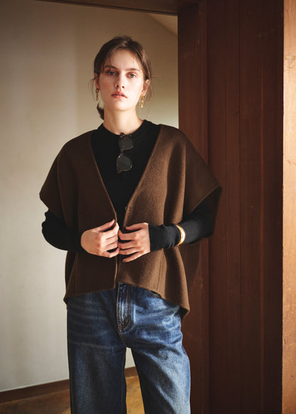 Back Tuck Wool Vest