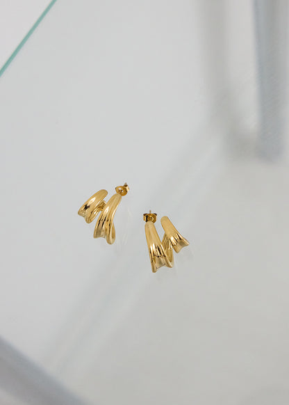 Double Hoop Pierce