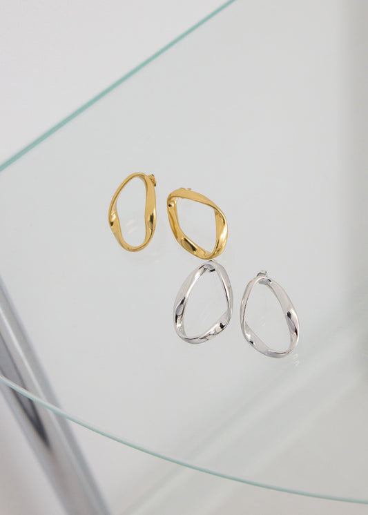 Oval Pierce