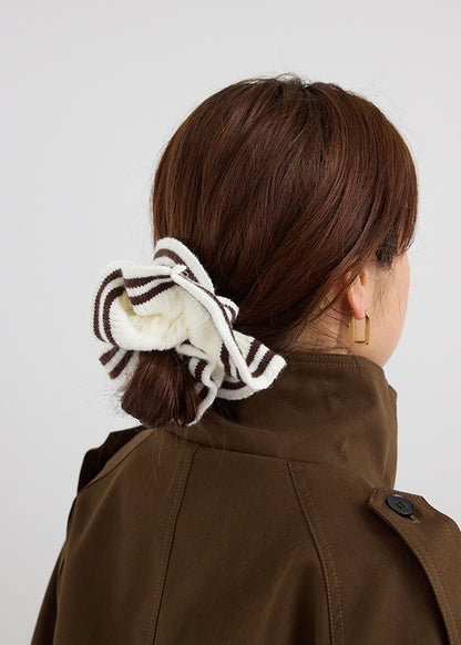 Bicolor Knit Chouchou