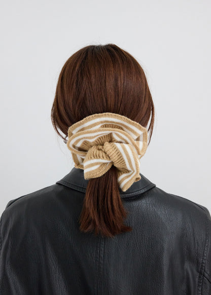 Bicolor Knit Chouchou